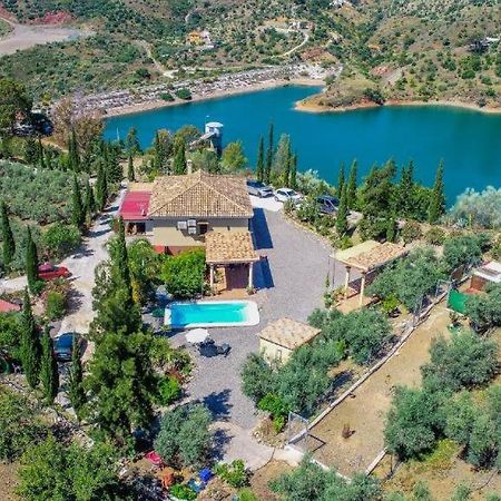 Вилла Preciosa Casa Rural A Un Paso Del Centro Малага Экстерьер фото