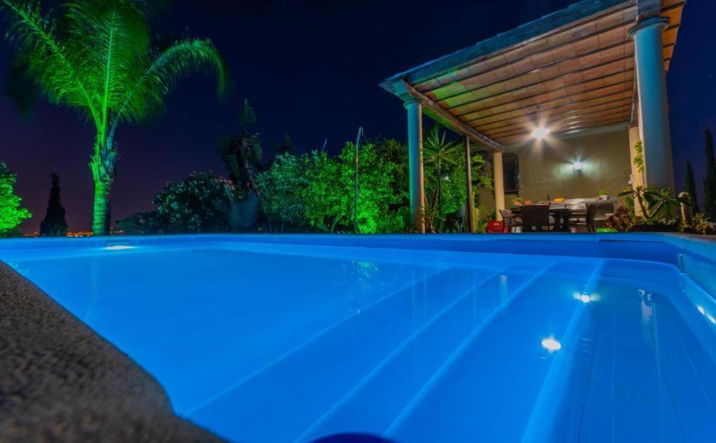Вилла Preciosa Casa Rural A Un Paso Del Centro Малага Экстерьер фото
