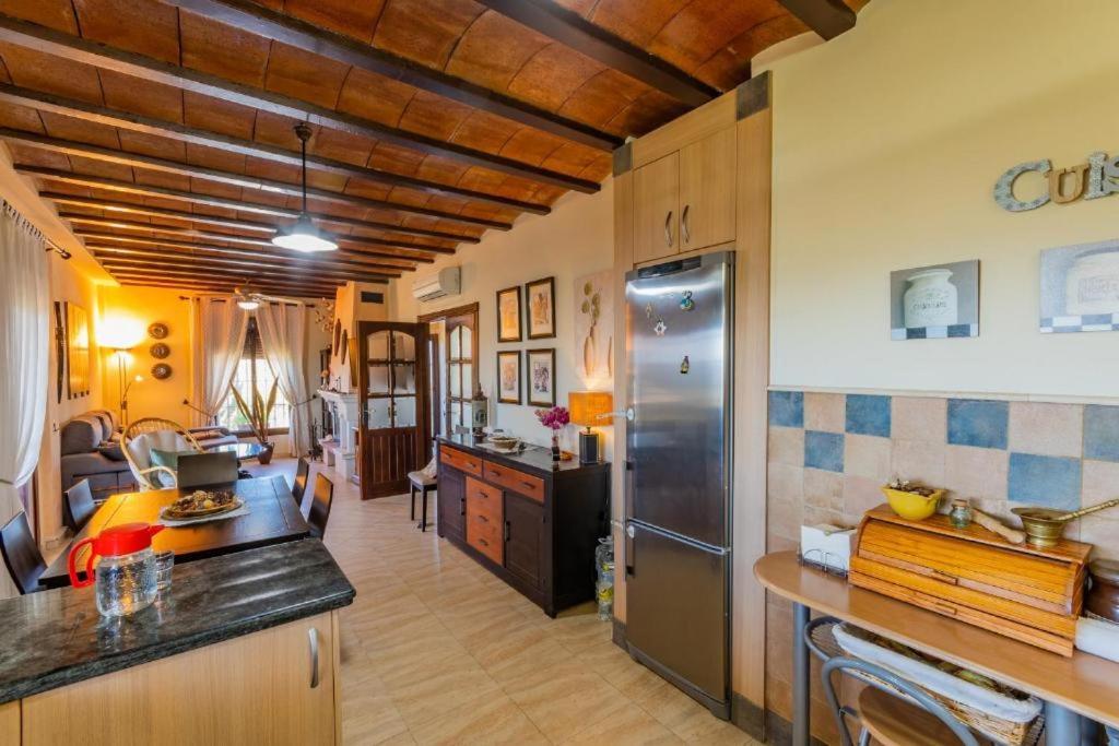 Вилла Preciosa Casa Rural A Un Paso Del Centro Малага Экстерьер фото