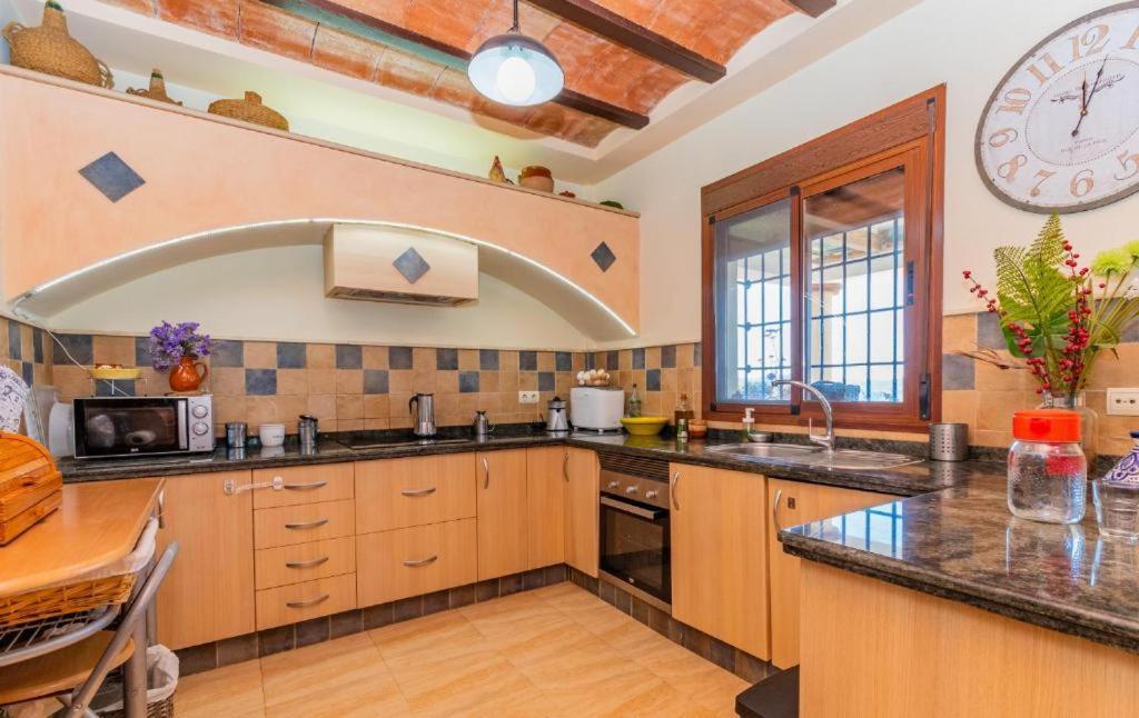 Вилла Preciosa Casa Rural A Un Paso Del Centro Малага Экстерьер фото
